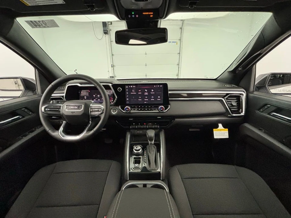 2026 GMC Canyon 2nd Gen - Image 2 of 12