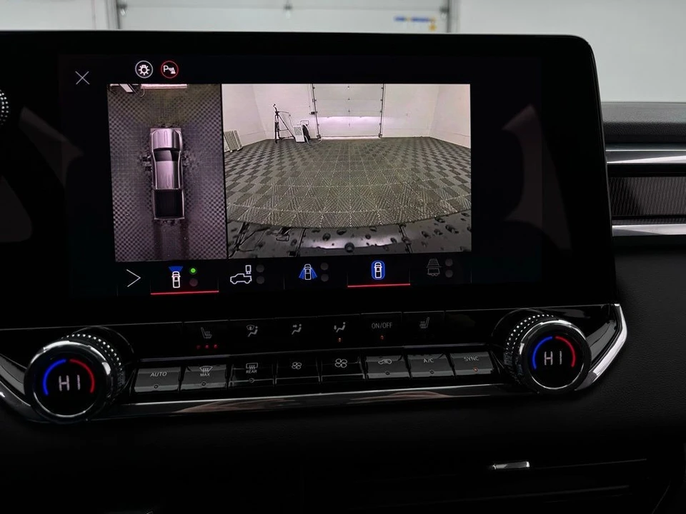 2026 GMC Canyon 2nd Gen - Image 3 of 12