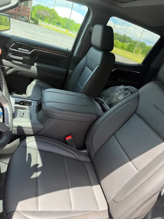 2026 GMC Sierra 5th Gen - Image 9 of 9