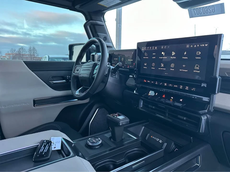 2026 GMC Hummer EV - Image 3 of 19