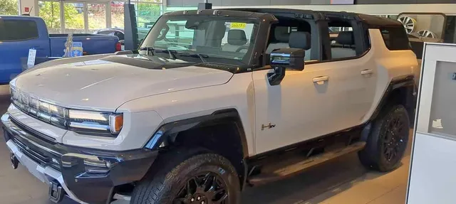 2026 GMC HUMMER EV SUV 2X