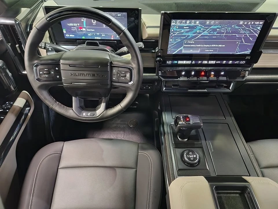 2026 GMC Hummer EV - Image 11 of 18