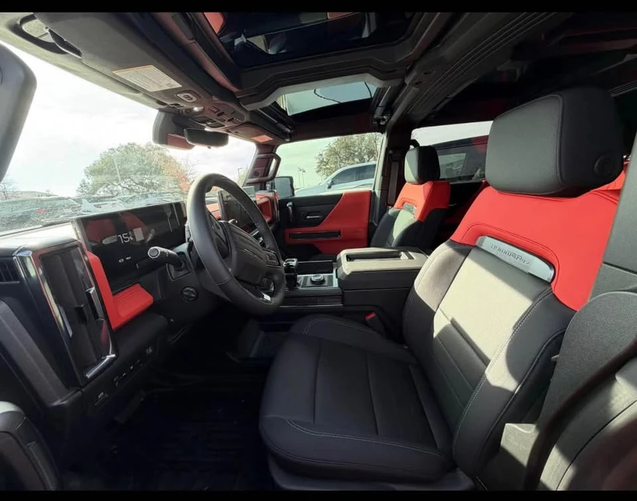 2026 GMC Hummer EV - Image 3 of 4