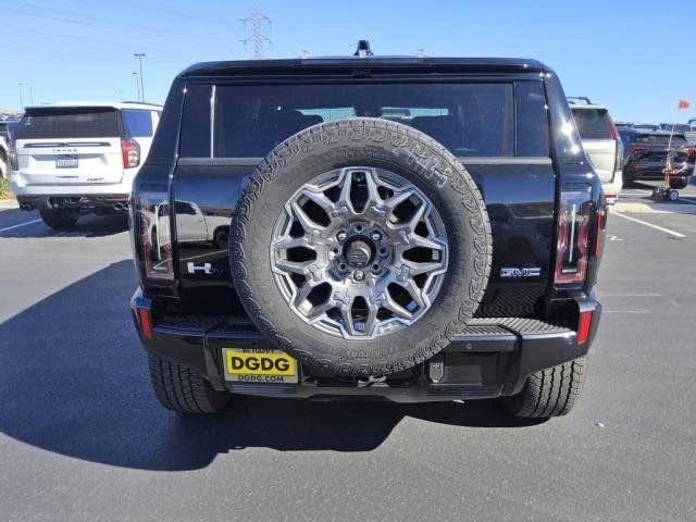 2026 GMC Hummer EV - Image 5 of 15