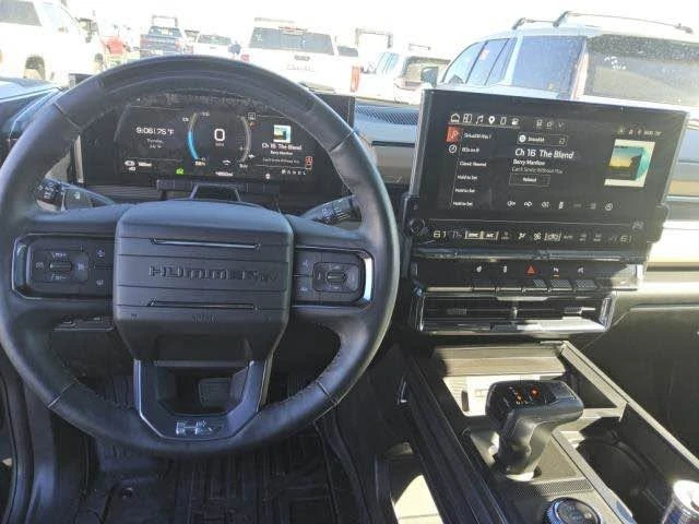 2026 GMC Hummer EV - Image 12 of 15