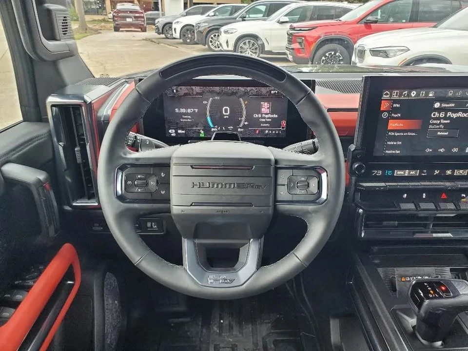 2026 GMC Hummer EV - Image 10 of 17