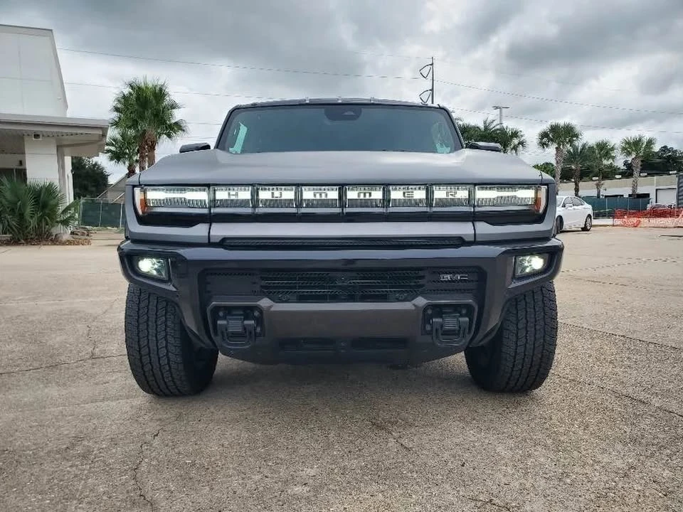 2026 GMC Hummer EV - Image 5 of 17