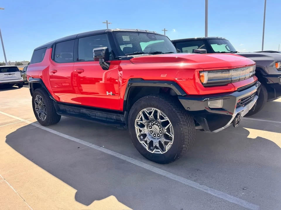 2026 GMC Hummer EV - Image 4 of 5