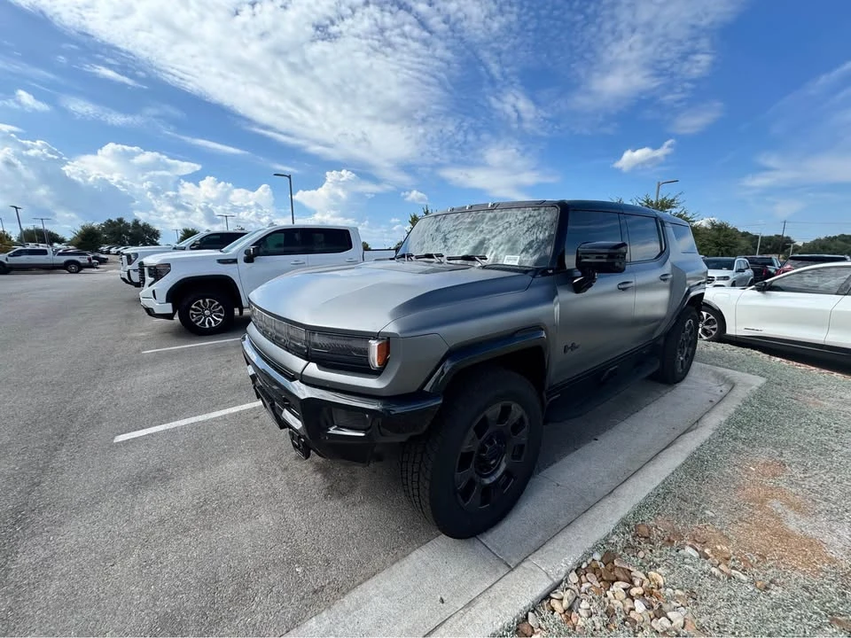 2026 GMC Hummer EV - Image 2 of 14