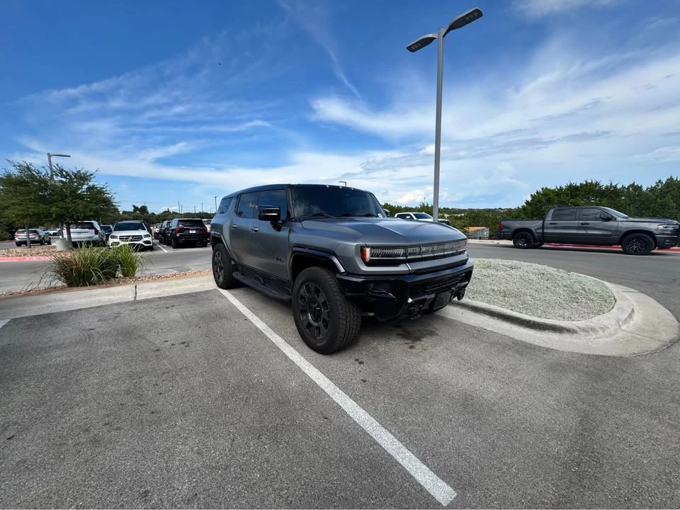 2026 GMC Hummer EV - Image 3 of 14