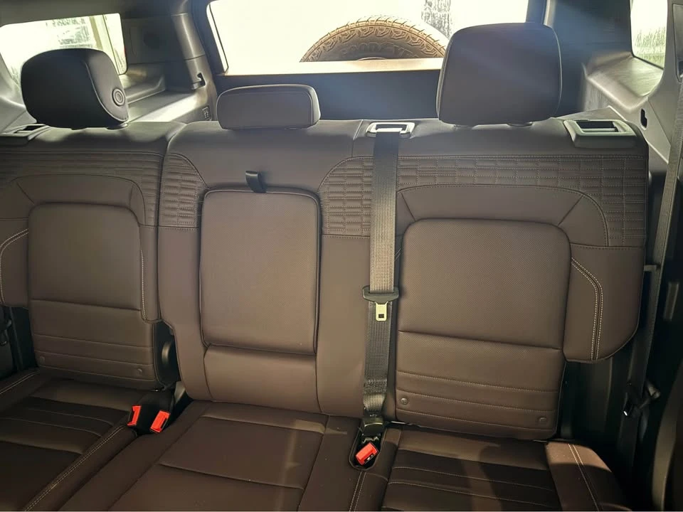 2026 GMC Hummer EV - Image 11 of 11