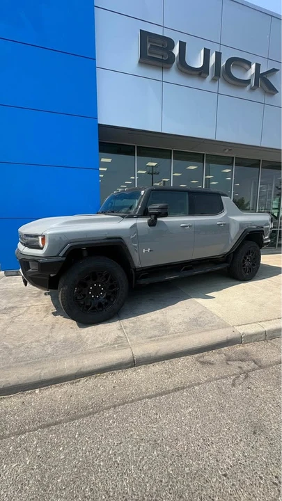 2026 GMC Hummer EV - Image 2 of 10