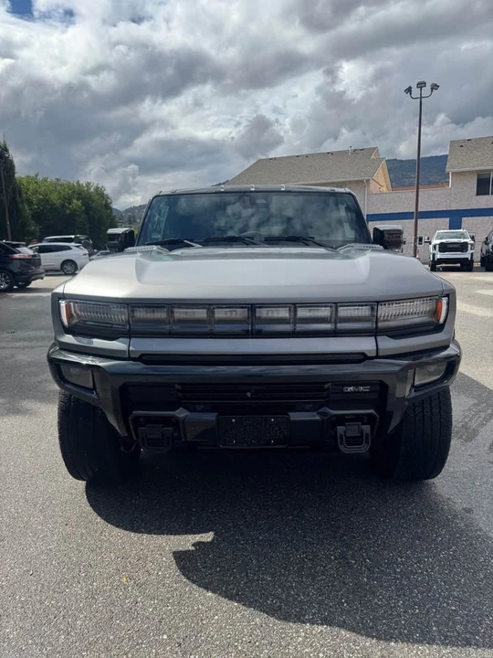2026 GMC Hummer EV - Image 2 of 18