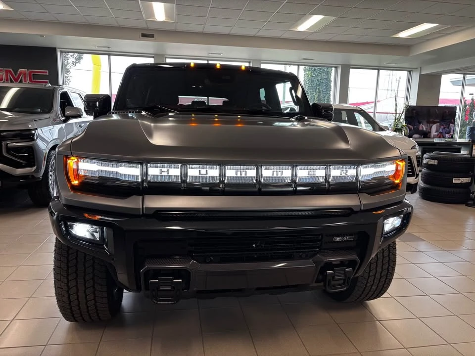 2026 GMC Hummer EV - Image 2 of 18