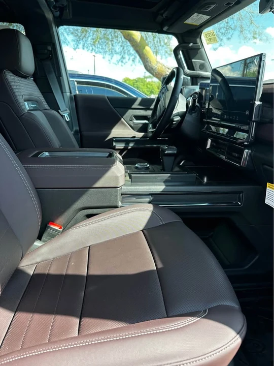 2026 GMC Hummer EV - Image 2 of 11