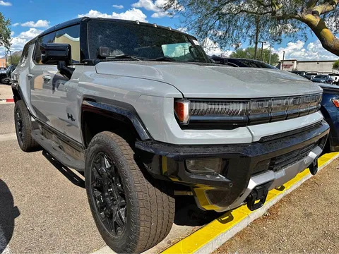 2026 GMC Hummer EV SUV