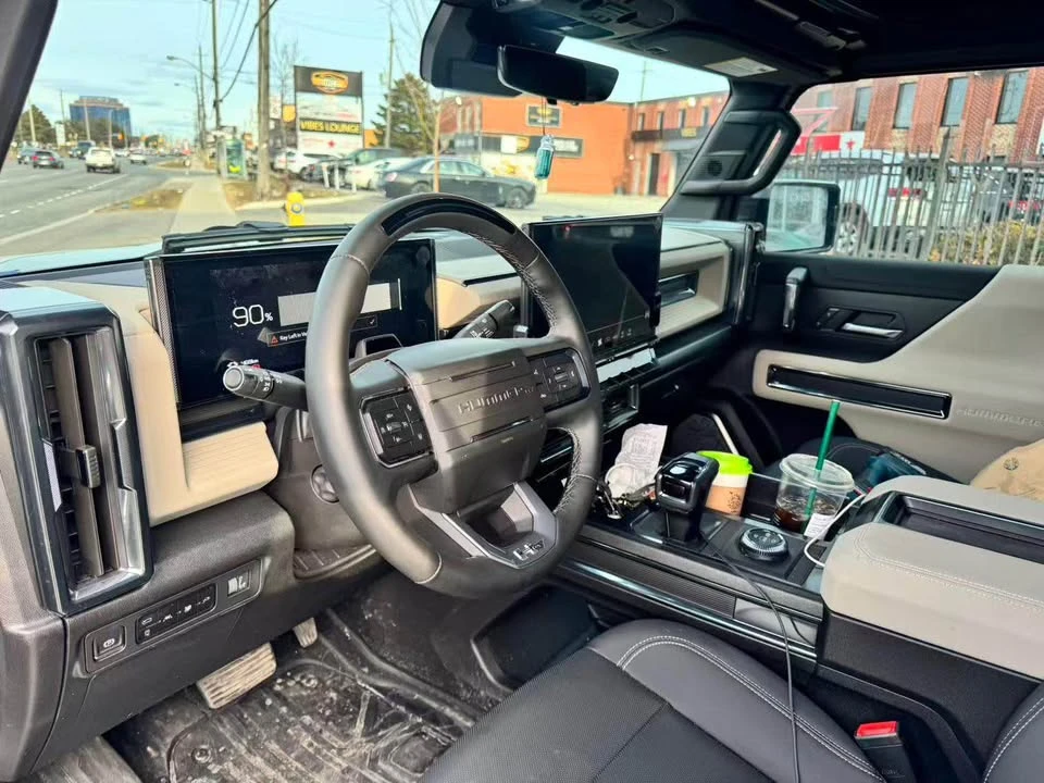 2026 GMC Hummer EV - Image 6 of 12