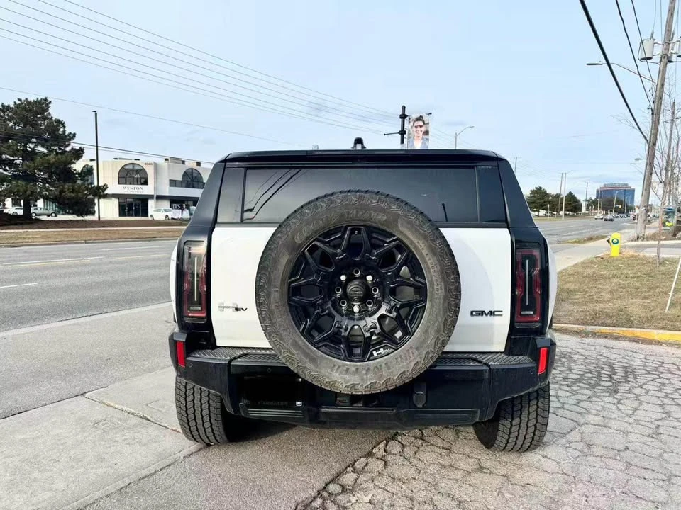 2026 GMC Hummer EV - Image 12 of 12
