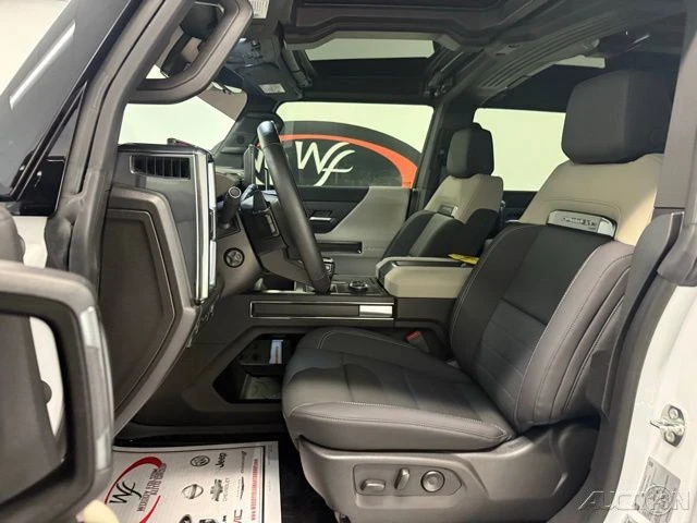 2026 GMC Hummer EV - Image 9 of 12