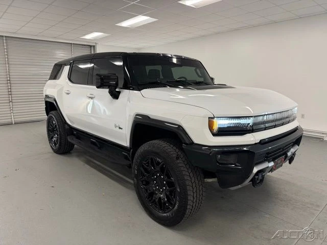 2026 GMC Hummer EV - Image 3 of 12