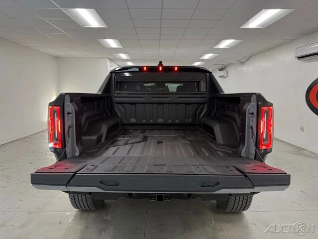 2026 GMC Hummer EV - Image 8 of 20