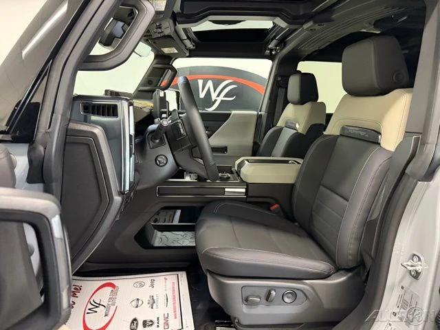 2026 GMC Hummer EV - Image 11 of 20