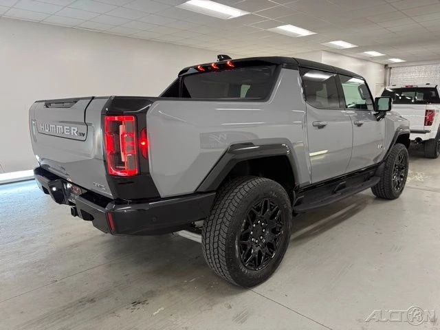 2026 GMC Hummer EV - Image 6 of 20