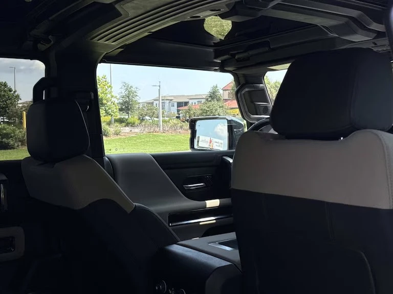 2026 GMC Hummer EV - Image 7 of 14