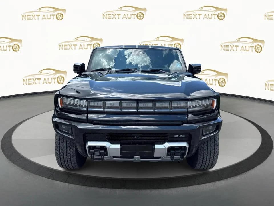 2026 GMC Hummer EV - Image 8 of 20