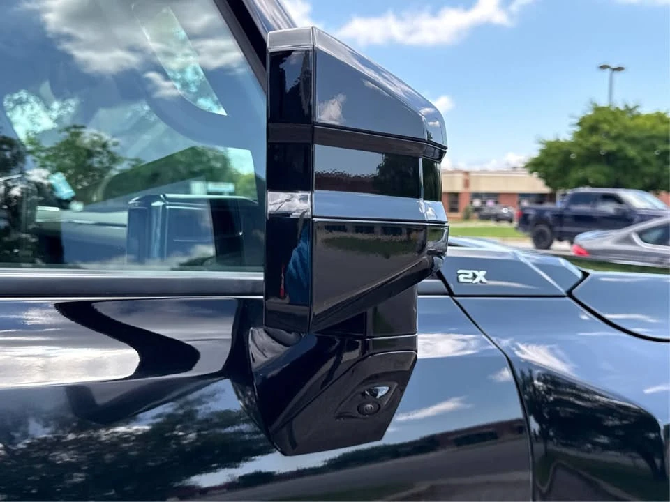 2026 GMC Hummer EV - Image 17 of 20
