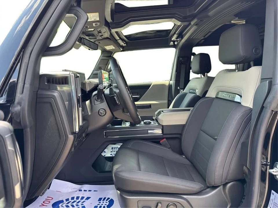 2026 GMC Hummer EV - Image 9 of 20