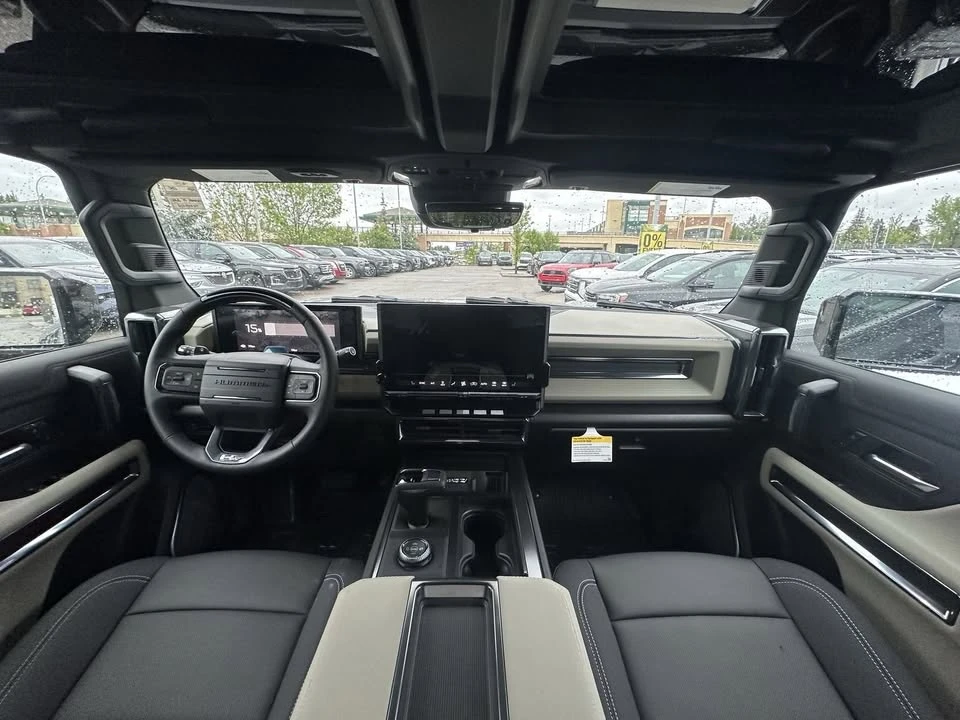 2026 GMC Hummer EV - Image 17 of 19