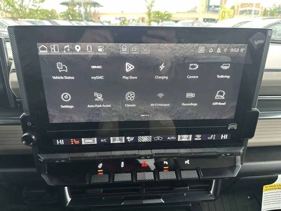 2026 GMC Hummer EV - Image 14 of 19