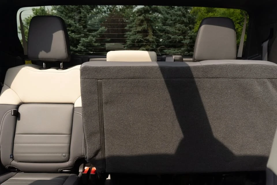 2026 GMC Hummer EV - Image 12 of 12