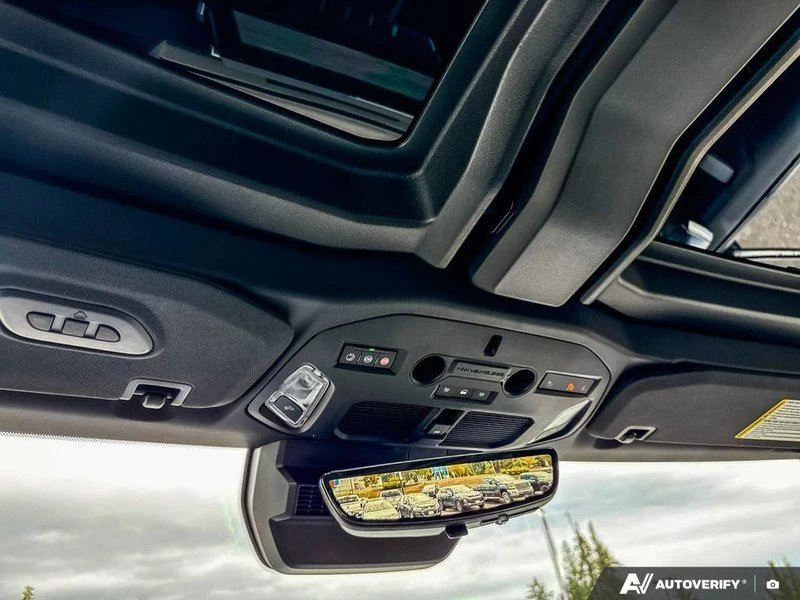 2026 GMC Hummer EV - Image 19 of 20