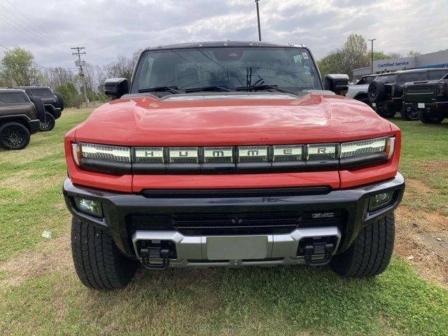 2026 GMC Hummer EV - Image 9 of 20
