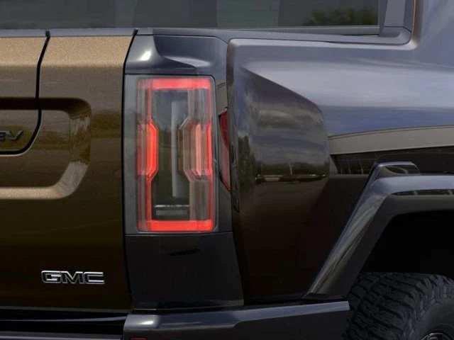 2026 GMC Hummer EV - Image 11 of 20