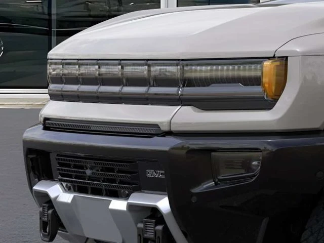 2026 GMC Hummer EV - Image 13 of 20