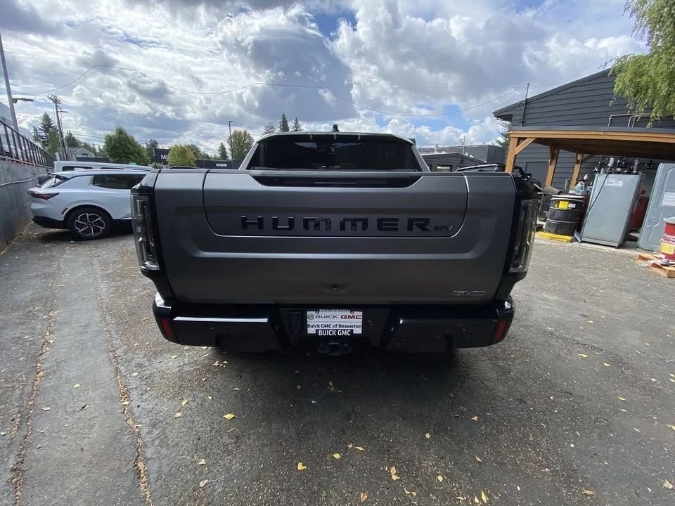 2026 GMC Hummer EV - Image 5 of 19