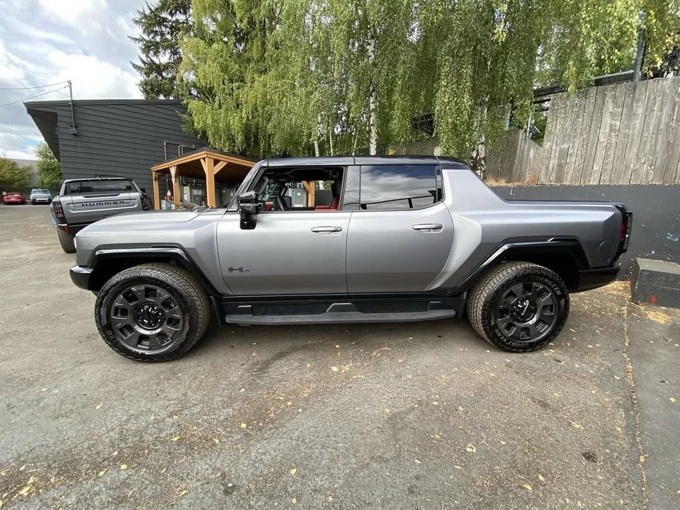 2026 GMC Hummer EV - Image 3 of 19