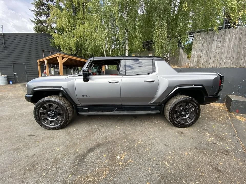 2026 GMC Hummer EV - Image 3 of 19