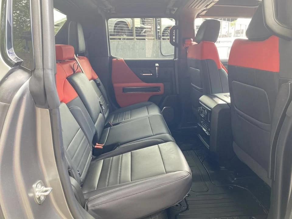 2026 GMC Hummer EV - Image 17 of 19