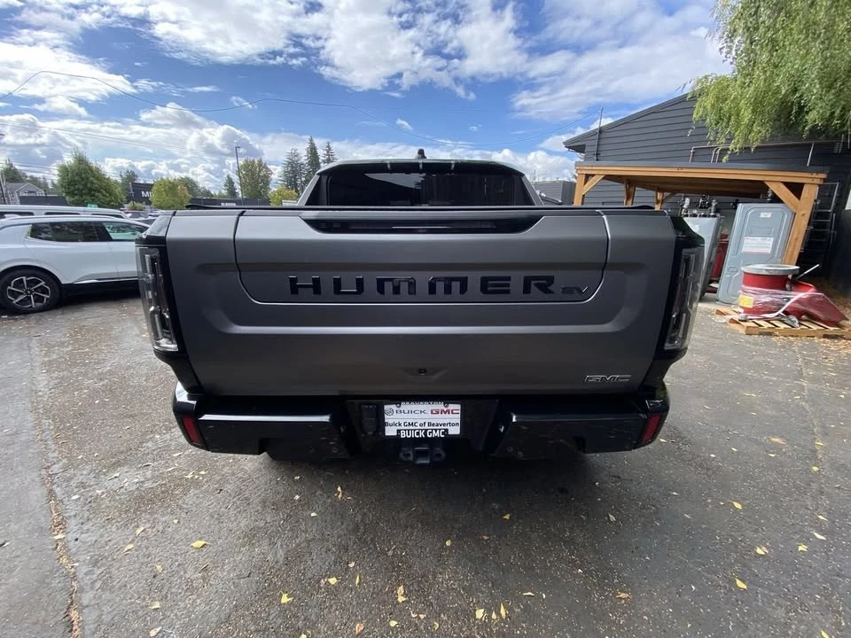 2026 GMC Hummer EV - Image 5 of 19