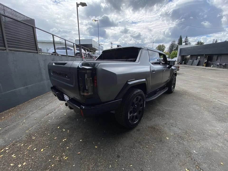 2026 GMC Hummer EV - Image 6 of 19