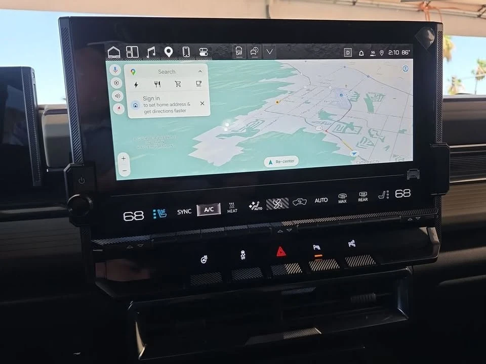 2026 GMC Hummer EV - Image 14 of 20