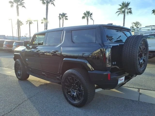 2026 GMC Hummer EV - Image 6 of 12