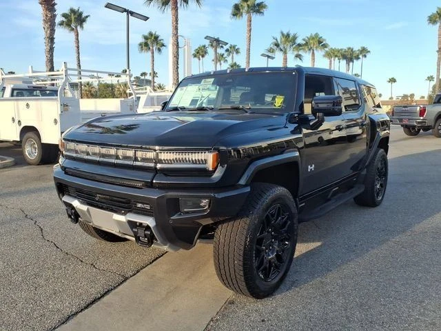 2026 GMC Hummer EV - Image 9 of 12