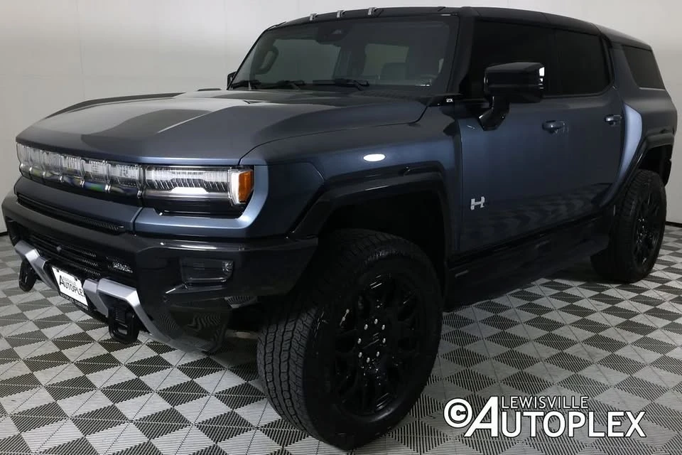 2026 GMC Hummer EV - Image 9 of 20