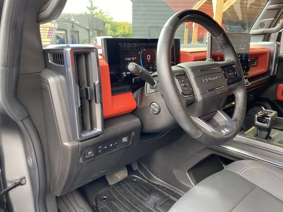 2026 GMC Hummer EV - Image 2 of 20