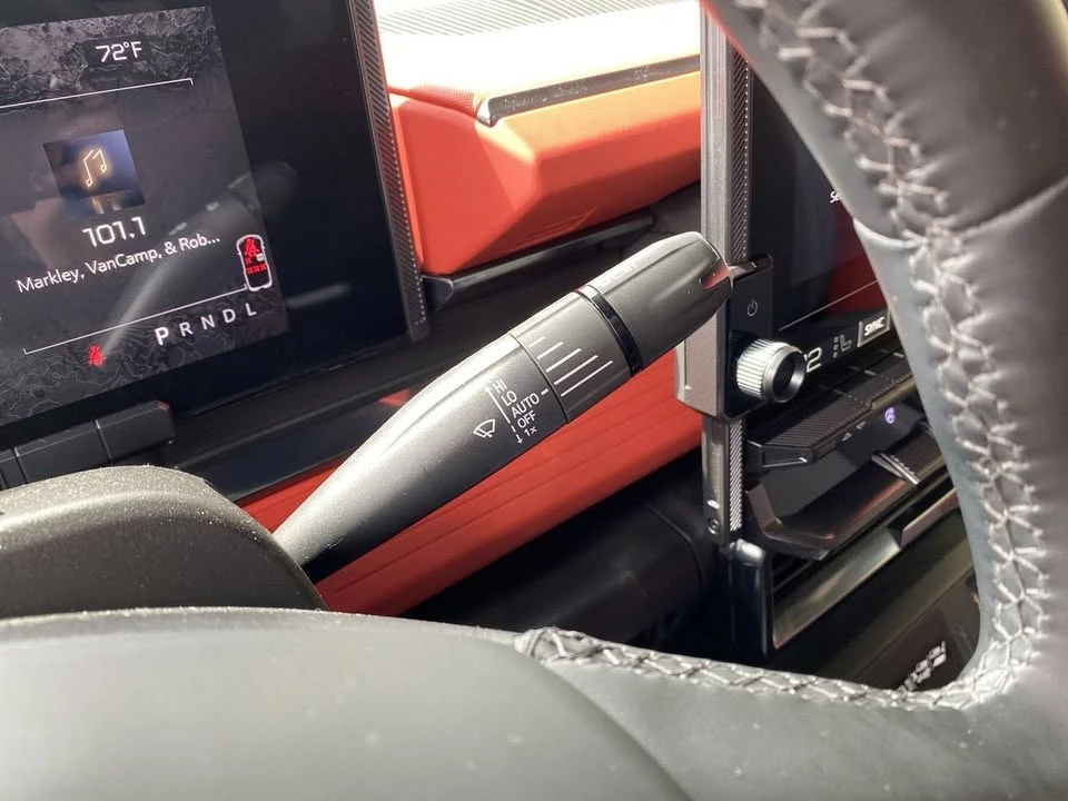 2026 GMC Hummer EV - Image 20 of 20